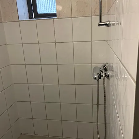 Апартаменты Alesund Central Apartment *