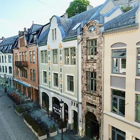 公寓 Alesund Central Apartment